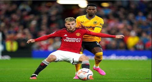  غيابه قد يصل لـ6 أسابيع.. إصابة ماونت تفتح الباب أمام بقاء "منبوذ" تين هاج